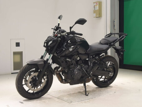 2023 Yamaha MT-07 (FZ-07), чёрный, 680000 рублей, вид 1