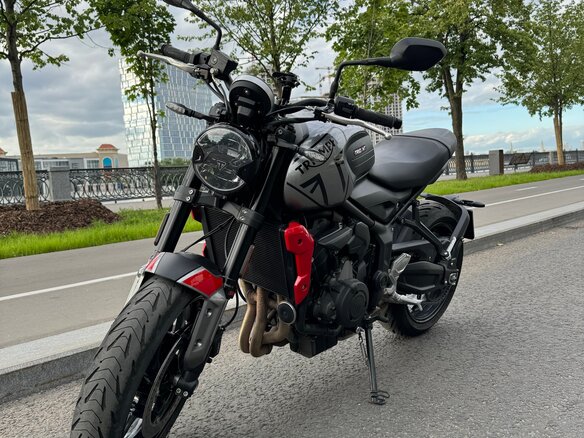 2022 Triumph Trident 660, серый, 850000 рублей - вид 12