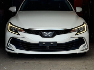 2019 Toyota Mark X II Рестайлинг 2, белый, 3000000 рублей, вид 1