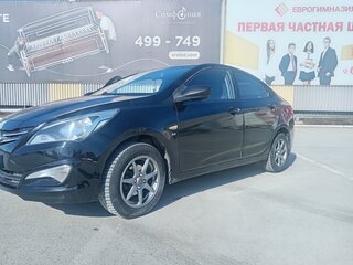 2015 Hyundai Solaris I Рестайлинг, чёрный, 650000 рублей, вид 4