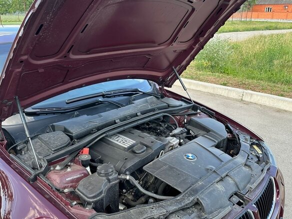 2008 BMW 3 серии 318i V (E90/E91/E92/E93) Рестайлинг, пурпурный, 1300000 рублей - вид 13