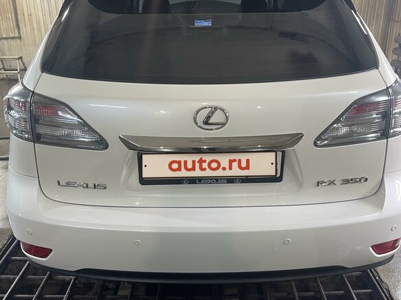 2010 Lexus RX 350 III, белый - вид 3