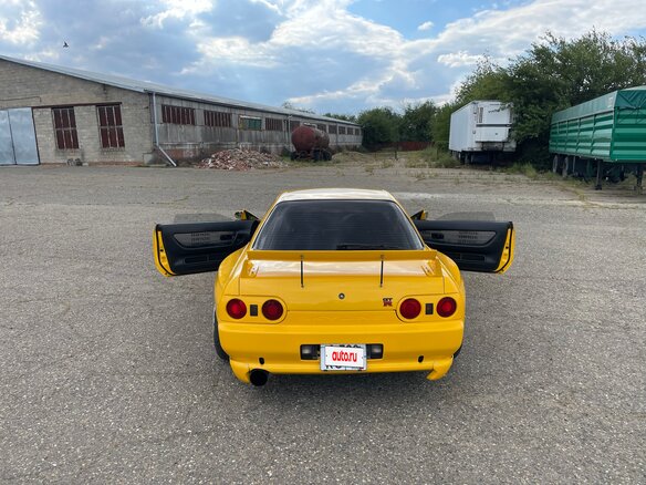 1993 Nissan Skyline VIII (R32), жёлтый - вид 6
