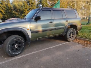 2000 Nissan Patrol V (Y61), зелёный, 810000 рублей, вид 5