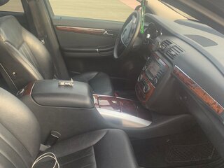 2007 Mercedes-Benz R-Класс 500 I Рестайлинг, чёрный, 1300000 рублей, вид 4