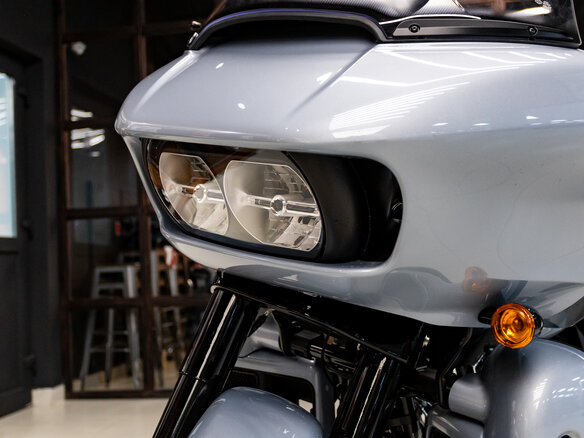 2023 Harley-Davidson Road Glide Limited, серебристый, 3150000 рублей - вид 7