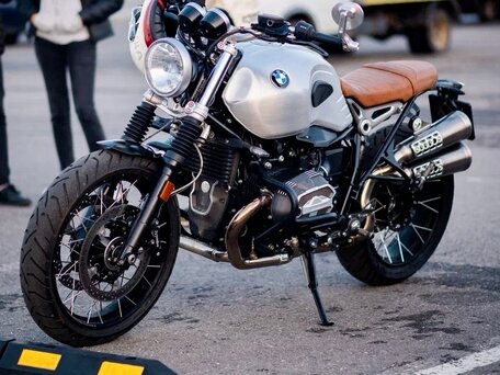 2018 BMW R Nine T, серебристый, 1300000 рублей, вид 1