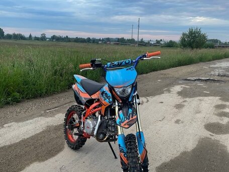 2023 Kayo Evolution YX140EM, синий, 85000 рублей, вид 3