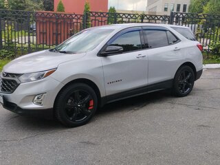2018 Chevrolet Equinox III, серебристый, 1600000 рублей, вид 1