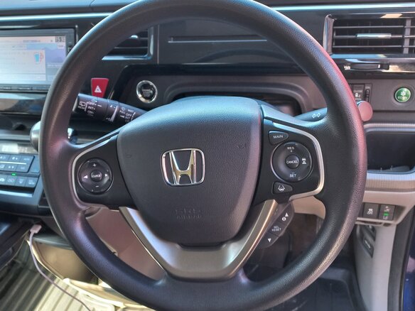 2016 Honda Stepwgn V, синий, 1850000 рублей - вид 6