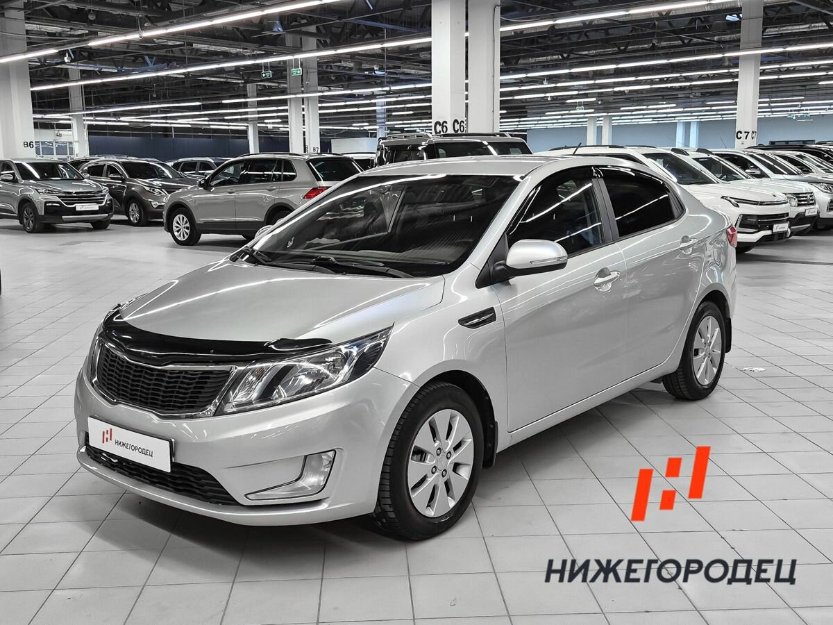 Открыть фотографии: Kia Rio III