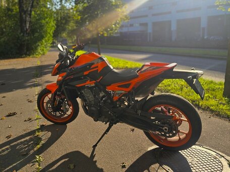 2022 KTM 890 Duke, оранжевый, 650000 рублей, вид 2