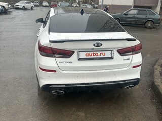 2018 Kia Optima IV Рестайлинг, белый, 1600000 рублей, вид 5