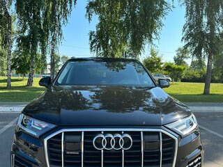 2022 Audi Q7 55 TFSI e II (4M) Рестайлинг, чёрный, 9900000 рублей, вид 1