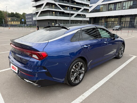 2020 Kia K5 III, синий, 2630000 рублей - вид 5