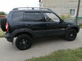 2014 Chevrolet Niva I Рестайлинг, чёрный, 890000 рублей - вид 1