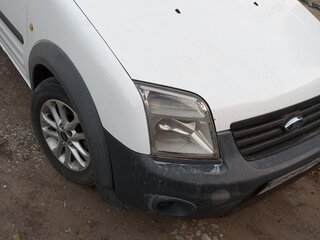 2010 Ford Tourneo Connect I Рестайлинг, белый, 700000 рублей, вид 4