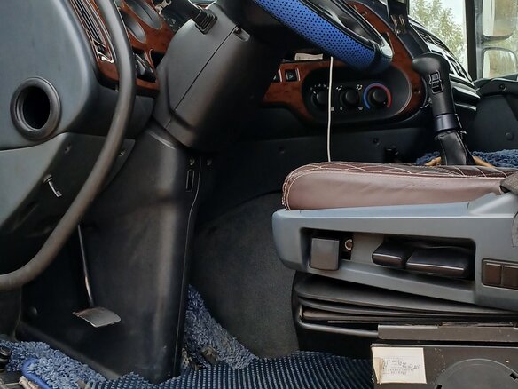 2001 DAF 95XF, белый, 1150000 рублей - вид 8