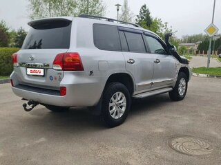 2012 Toyota Land Cruiser 200 Series Рестайлинг 1, серебристый, 3000000 рублей, вид 4