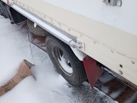 1999 Isuzu Elf (N-series), белый, 1200000 рублей, вид 5