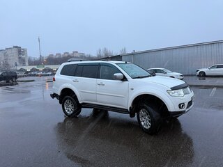 2013 Mitsubishi Pajero Sport II, белый, 1550000 рублей, вид 2