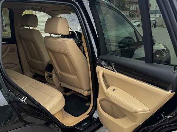 2014 BMW X3 20i xDrive II (F25) Рестайлинг, чёрный, 2800000 рублей - вид 12