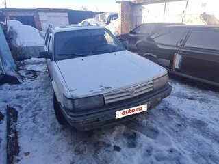 1987 Nissan Bluebird VII (U11), белый, 80000 рублей, вид 1