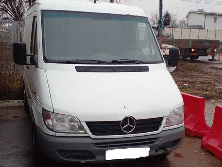 2000 Mercedes-Benz Sprinter, белый, 800000 рублей, вид 3