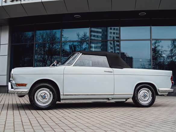 1965 BMW 700, голубой - вид 8