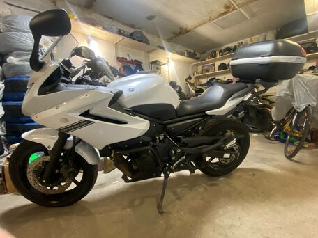 2011 Yamaha XJ600, белый, 600000 рублей, вид 2