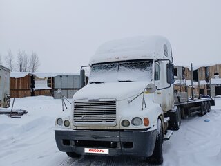 2003 Freightliner Century Class, белый, 3500000 рублей, вид 1