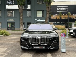2024 BMW 7 серии 740i xDrive VII (G70), чёрный, 11140000 рублей, вид 2