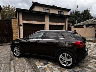 2015 Mercedes-Benz GLA 200 I (X156), коричневый, 1850000 рублей, вид 4
