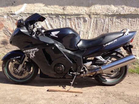 2005 Honda CBR 1100 XX, чёрный, 677000 рублей, вид 3