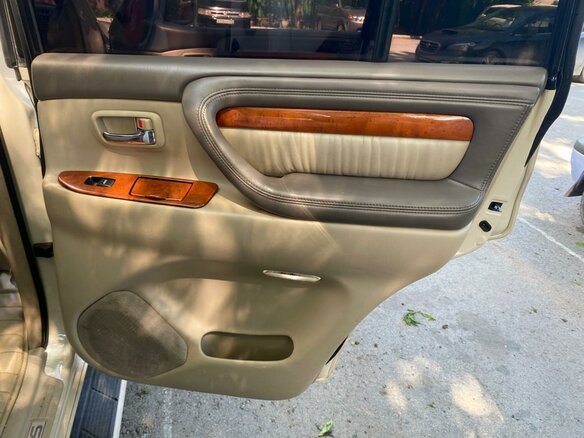 2003 Lexus LX 470 II Рестайлинг, бежевый, 2000000 рублей - вид 8