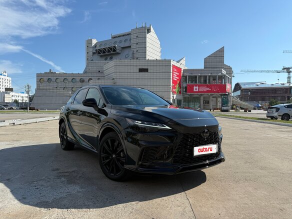 2022 Lexus RX 500h V, чёрный, 10600000 рублей - вид 1