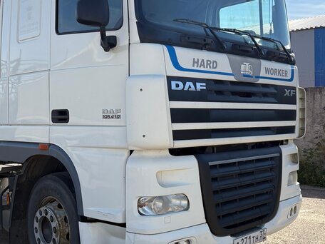 2017 DAF XF 105, белый, 6000000 рублей, вид 2