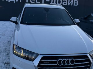 2015 Audi Q7 II (4M), белый, 3665000 рублей, вид 4