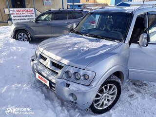 2005 Mitsubishi Pajero III Рестайлинг, белый, 900000 рублей, вид 2