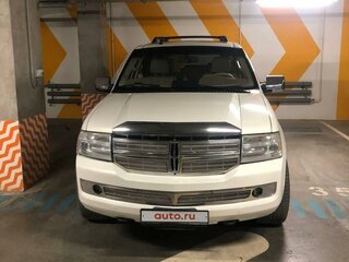 2007 Lincoln Navigator III, белый, 2700000 рублей, вид 5