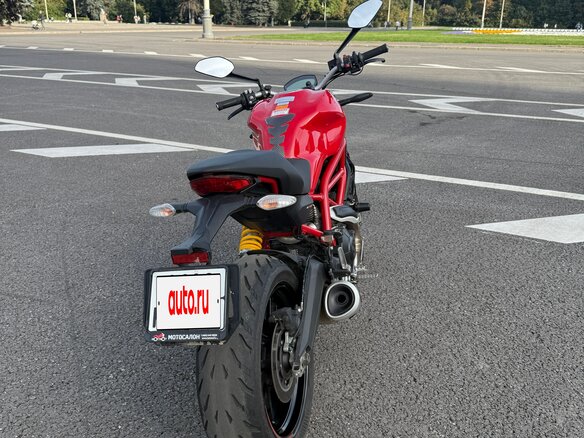 2018 Ducati Monster 797, красный, 690000 рублей - вид 4