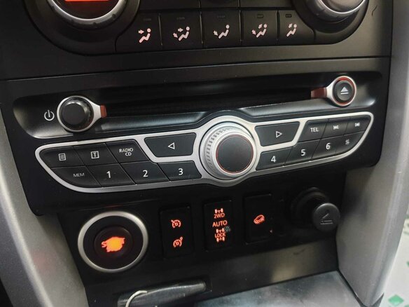 2011 Renault Koleos I, серый - вид 11