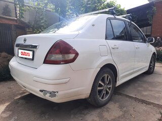 2013 Nissan Tiida I Рестайлинг, белый, 490000 рублей, вид 4