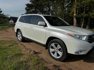 2013 Toyota Highlander II (XU40) Рестайлинг, белый, 2390000 рублей, вид 5