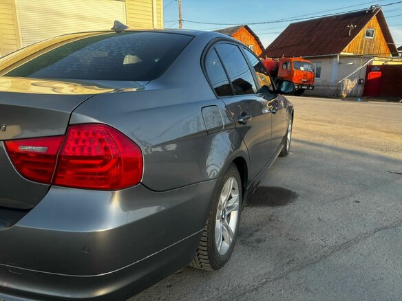 2008 BMW 3 серии 320i V (E90/E91/E92/E93) Рестайлинг, серый, 850000 рублей - вид 18