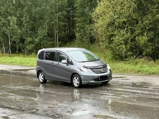 2011 Honda Freed I, серый, 830000 рублей, вид 4