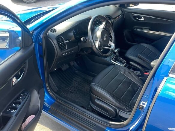 2019 Kia Rio IV, синий, 1300000 рублей - вид 8