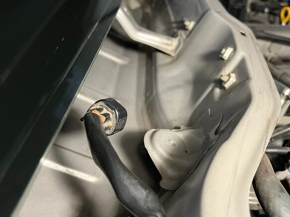 2001 Toyota Mark II IX (X110), серый, 2600000 рублей - вид 13