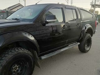2007 Nissan Navara (Frontier) III (D40), чёрный, 1100000 рублей, вид 2