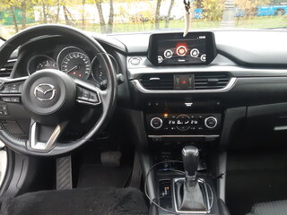 2018 Mazda 6 III (GJ) Рестайлинг, белый, 1800000 рублей, вид 5